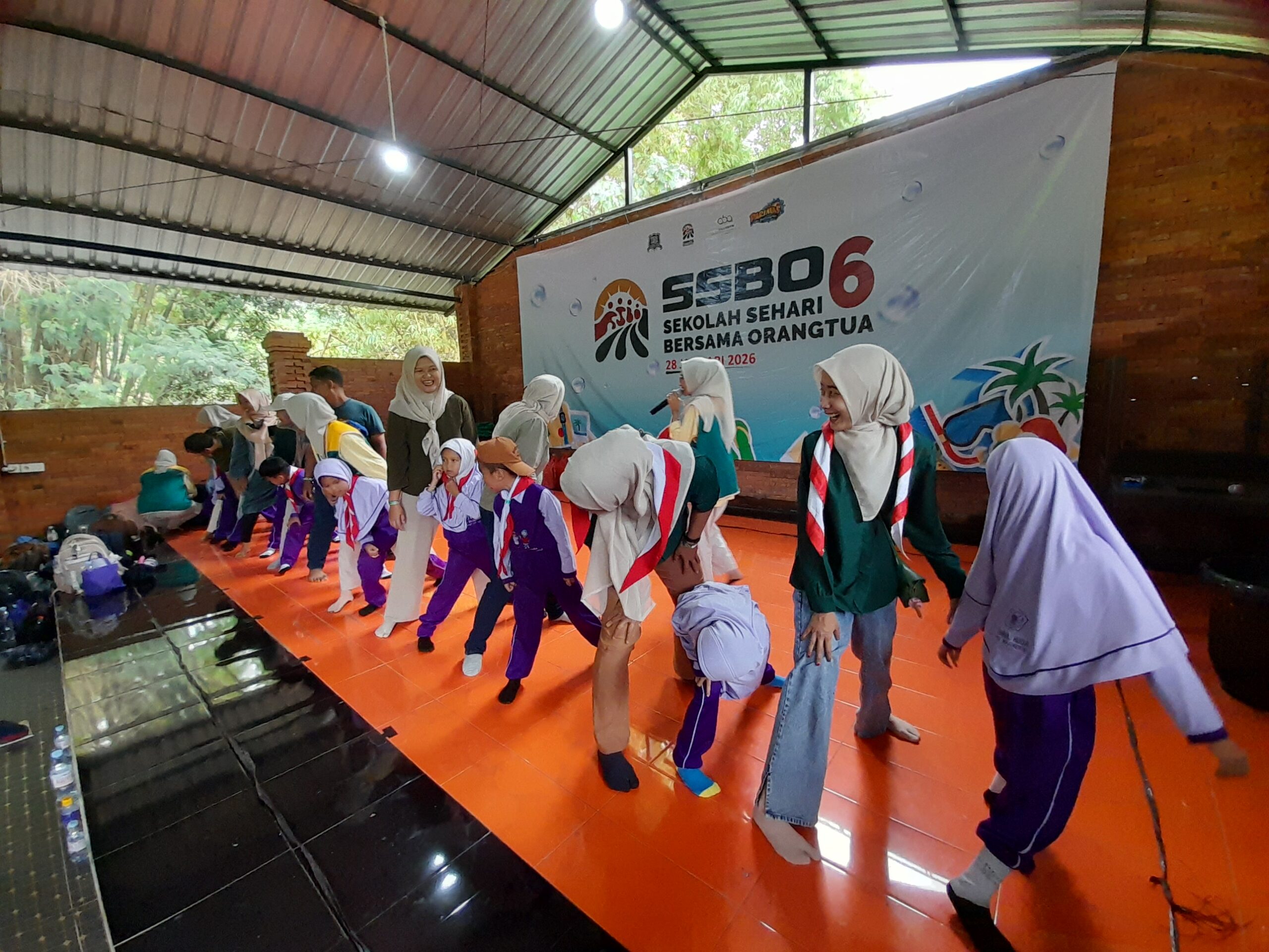 Kegiatan SSBO – Sekolah Sehari Bersama Orangtua ke-6 Tahun 2026 di Parimas Pacet